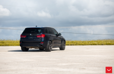 BMW X5 на дисках Vossen Hybrid Forged HF-1