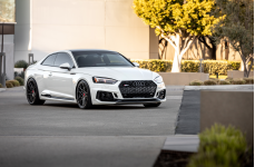 Audi RS5 на дисках 20