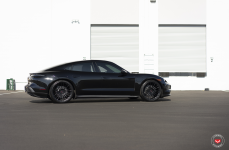 Porsche Taycan 4S на дисках Vossen Forged S17-04