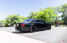 Rolls-Royce Ghost на дисках Vossen Forged S17-16