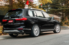 BMW X7 Series G07 на дисках Vossen S17-15T