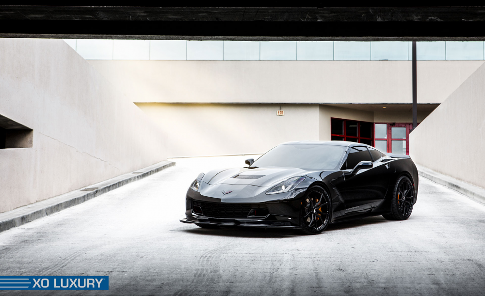 Chevrolet Corvette C7 на дисках XO Luxury Verona