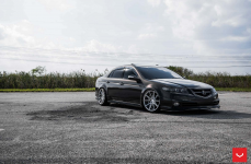 Acura TL на дисках Vossen VFS-1