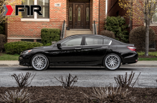 Honda Accord на дисках F1R F103 Brushed Silver