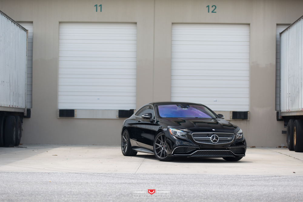 Mercedes Benz S65 на дисках Vossen Forged VPS-306