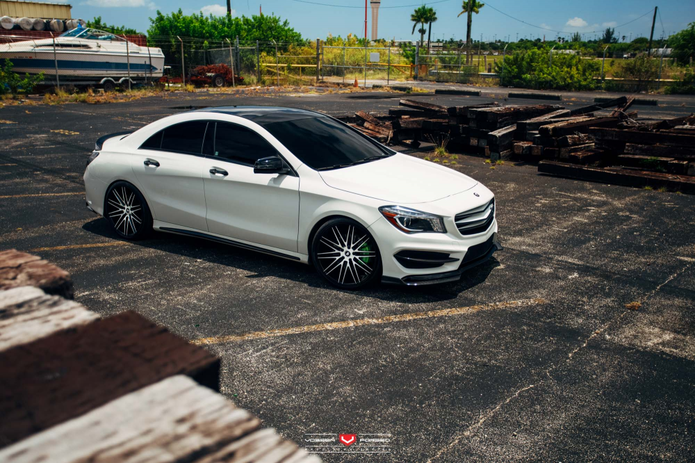 Mercedes-Benz CLA на дисках Vossen Forged VPS-307