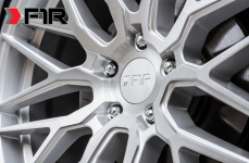 Honda Accord на дисках F1R F103 Brushed Silver