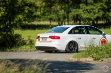 Audi A4 на дисках Vossen Forged LC-104