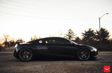 Audi R8 на дисках VOSSEN HF-5