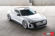 Audi RS E-Tron GT на дисках Vossen Forged LC2-C1