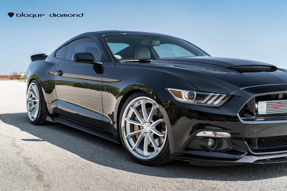 Ford Mustang GT Chip Foose Edition на дисках Blaque Diamond BD23
