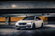 BMW 750i на дисках TSW Pescara