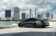 Mercedes AMG GT 63 S на дисках Vossen Forged S17-13