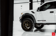 Ford Raptor 6x6 на дисках Hybrid Forged HF6-4