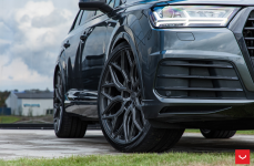 Audi Q7 на дисках Hybrid Forged HF-2