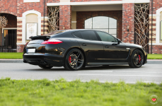 Porsche Panamera GTS на дисках Vossen Forged HC-2