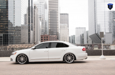 Volkswagen Passat на дисках Rohana RF1