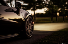 Alfa Romeo 4C на дисках Avant Garde F520