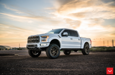 Ford Raptor на дисках Hybrid Forged HF6-4