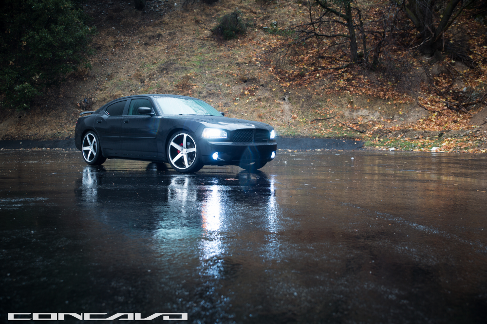 Dodge Charger на дисках Concavo CW-5