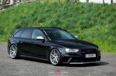 Audi RS4 на дисках Vossen Forged VPS-306