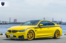BMW M4 на дисках Rohana RFX5 Custom Gold
