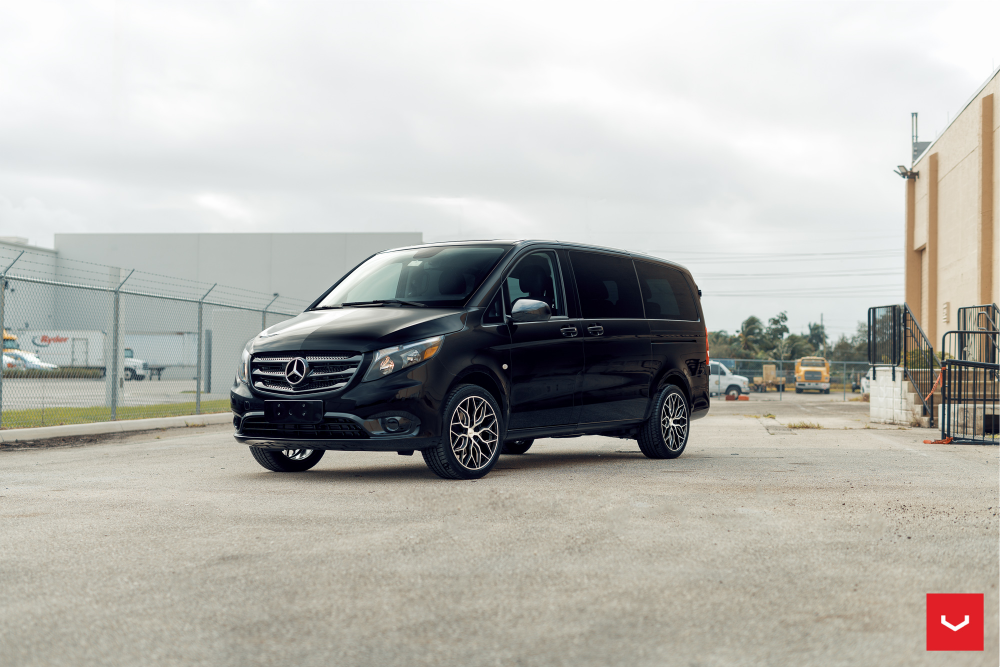 Mercedes Metris на дисках Hybrid Forged HF-2