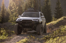 Toyota 4Runner на дисках Black Rhino Reno Beadlock