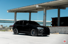 BMW X5M на дисках Vossen Forged HC-3