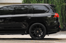 Lexus LX570 на дисках Vossen HF-3