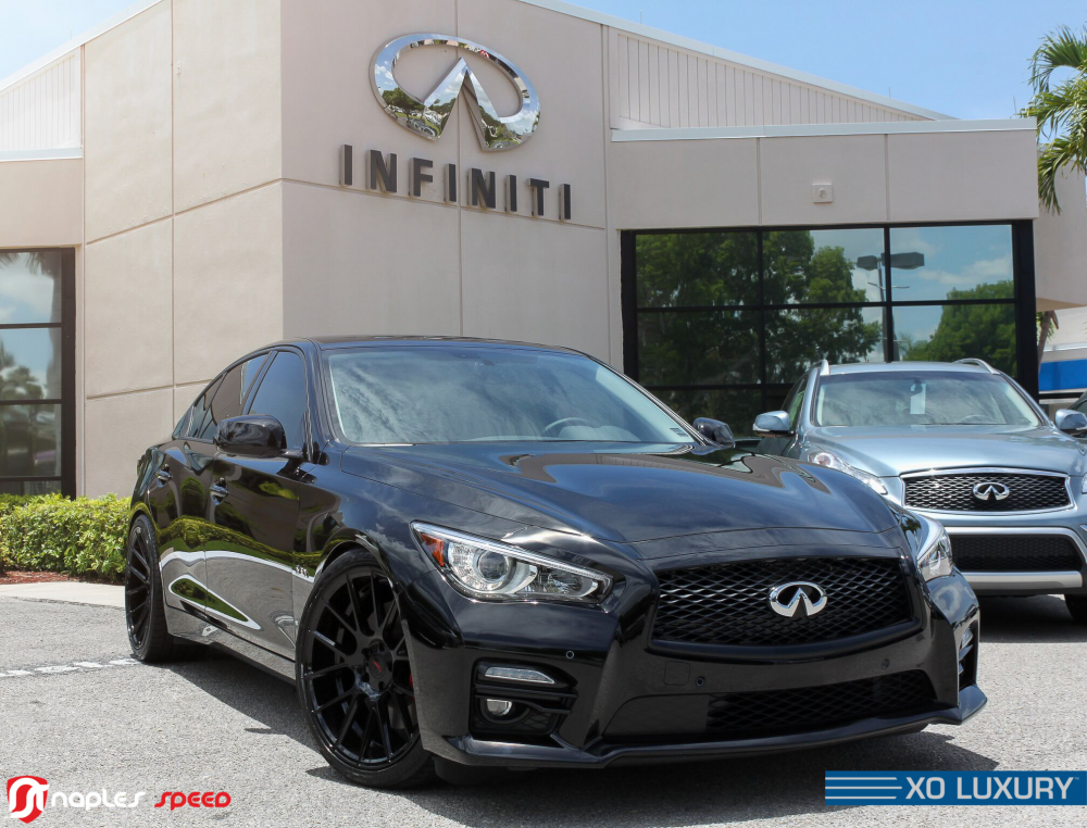 Infiniti Q50s RS Black на дисках XO Luxury XF1
