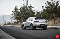 Porsche Macan на дисках Hybrid Forged VFS-2