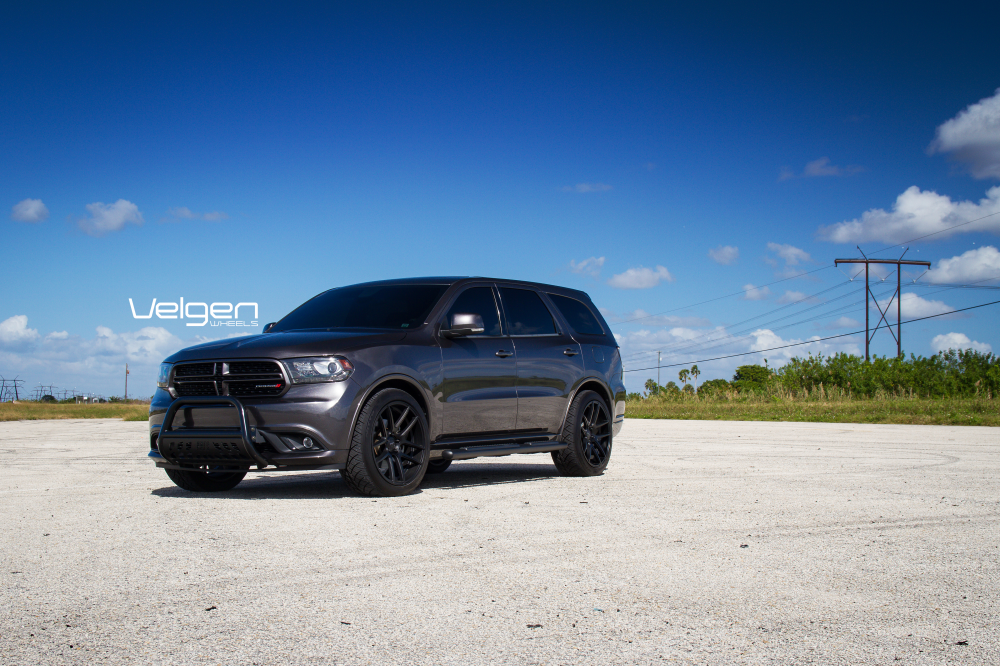 Dodge Durango на дисках Velgen VMB5