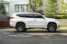 Mitsubishi Pajero Sport на дисках Vossen HF6-2