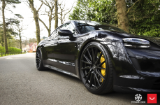 Porsche Taycan на дисках Hybrid Forged HF-4T