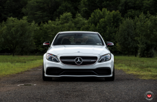 Mercedes C63 на дисках Vossen Forged VPS-307