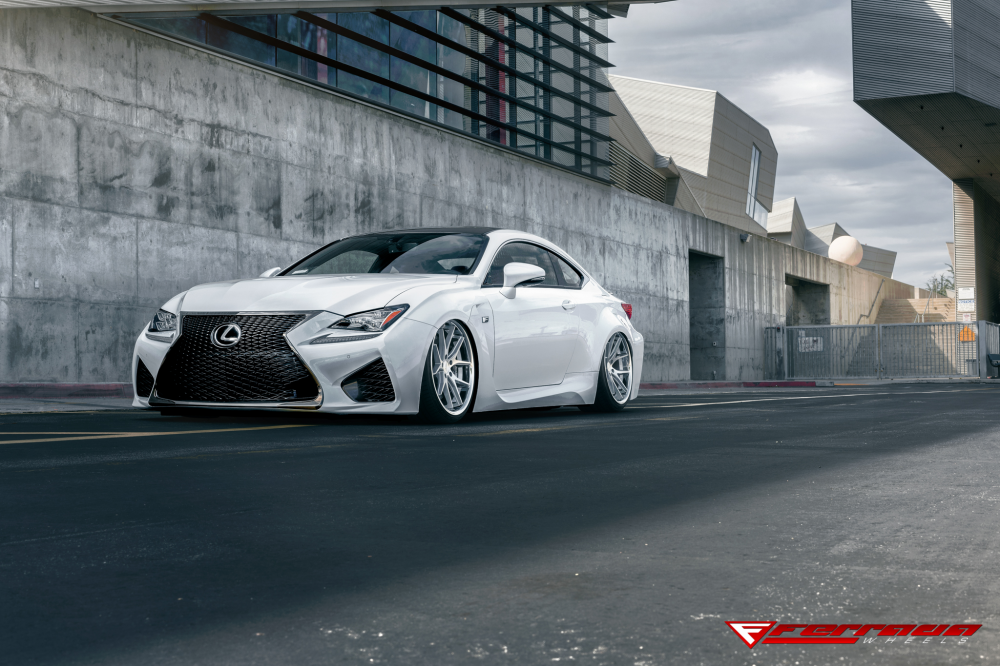 Lexus RCF на дисках Ferrada FR2