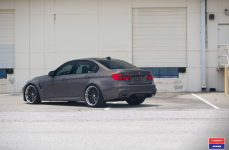 BMW M3 на дисках Vossen x Work VWS-2