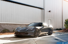 Chevrolet Corvette C7 на дисках XO Luxury Verona