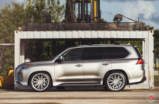 Lexus LX570 на дисках Vossen Forged S17-01