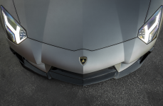 Aventador Zaragoza Edizione на дисках Vorsteiner V-FF 103