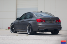 BMW M3 на дисках Vossen x Work VWS-2