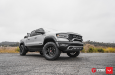 RAM TRX на дисках VOSSEN HF6-4