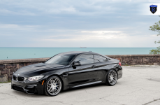 BMW M4 на дисках Rohana RFX7