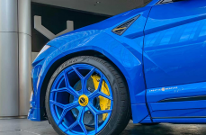 Lamborghini Urus на кованых дисках Vossen NL4