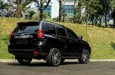 Toyota Land Сruiser Prado на дисках Vossen HF6-1