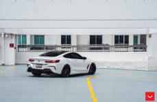 BMW M850i на дисках Hybrid Forged HF-5