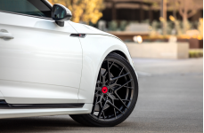 Audi RS5 на дисках 20