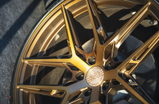 Mercedes-Benz E-Class Coupe на дисках XO Luxury Cairo