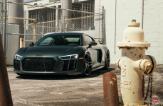 Audi R8 на дисках Vossen Forged HC-2